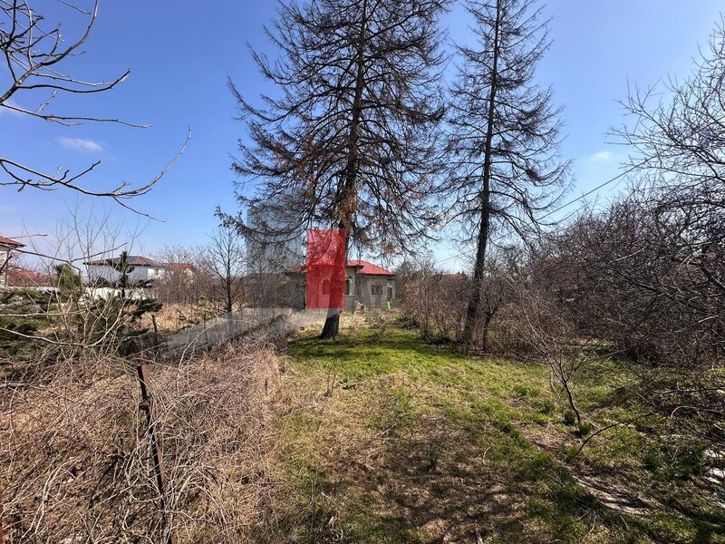 Balotesti, satul Saftica, teren 2.600 mp + casa